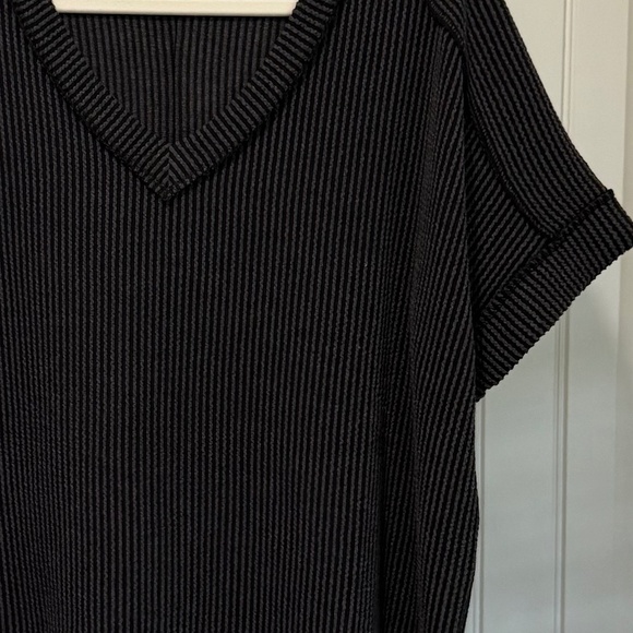 Zenana Top - Picture 4 of 4